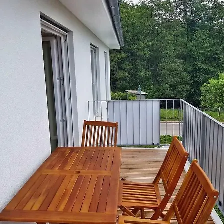 Ferienwohnung Bella Casa אוהנינגן